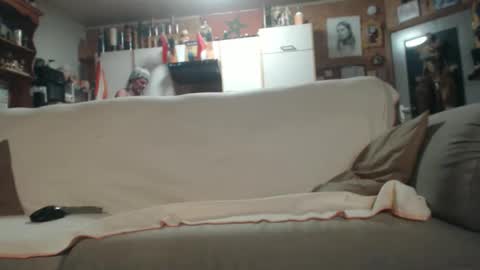 Snapshot of lovetobenaked10 chatting on 02-27-26, 08:42 aaron online show from 02-27-26, 08:42