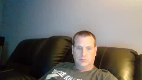 lovetocum37 online show from 12-14-24, 04:01