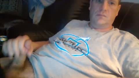 lovetocum37 online show from 02-26-25, 04:14