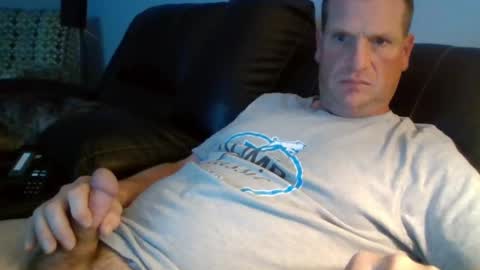 lovetocum37 online show from 09-11-25, 03:06