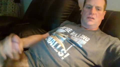 Snapshot of lovetocum37 chatting on 03-24-26, 02:38 lovetocum37 online show from 03-24-26, 02:38