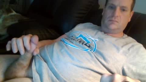 Snapshot of lovetocum37 chatting on 04-02-26, 03:26 lovetocum37 online show from 04-02-26, 03:26
