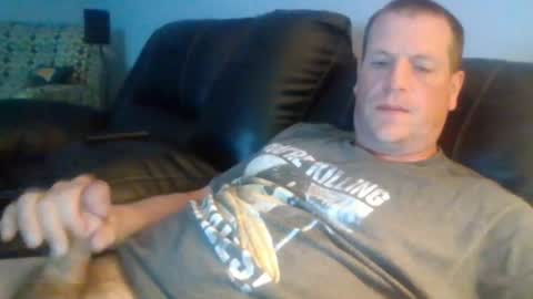 Snapshot of lovetocum37 chatting on 05-11-26, 12:05 lovetocum37 online show from 05-11-26, 12:05