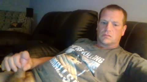 Snapshot of lovetocum37 chatting on 05-18-26, 02:07 lovetocum37 online show from 05-18-26, 02:07