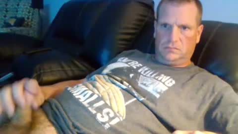 Snapshot of lovetocum37 chatting on 06-18-26, 03:29 lovetocum37 online show from 06-18-26, 03:29