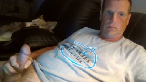 Snapshot of lovetocum37 chatting on 07-13-26, 01:52 lovetocum37 online show from 07-13-26, 01:52