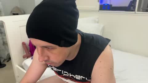 Snapshot of lovewatchingall chatting on 01-21-25, 03:15 Lovewatchingalls online show from 01-21-25, 03:15