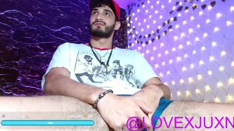 Snapshot of lovexjuxn77 chatting on 04-18-26, 10:32 lovexjuxn77 online show from 04-18-26, 10:32
