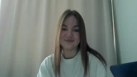 Snapshot of loviesimone chatting on 02-09-26, 09:35 loviesimone online show from 02-09-26, 09:35