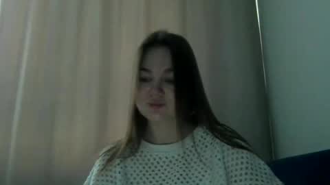 Snapshot of loviesimone chatting on 02-17-26, 10:34 loviesimone online show from 02-17-26, 10:34