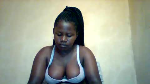 loviett online show from 05-18-26, 03:46