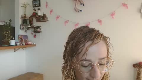 loving  online show from 11-06-25, 03:13