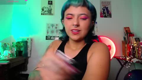 loving_alma online show from 11-24-25, 02:11