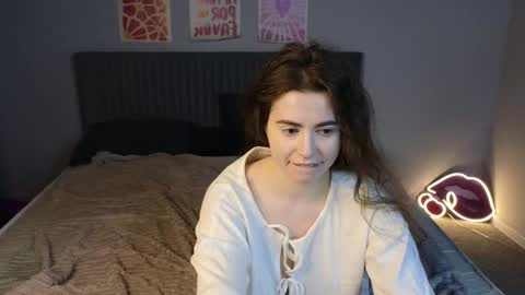 Snapshot of lovingwhisperr chatting on 02-20-26, 01:24 Erika online show from 02-20-26, 01:24