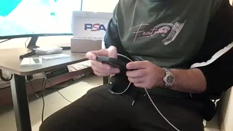LoveDadBod online show from 01-10-26, 01:07