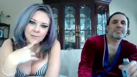 lovleybutwild online show from 01-14-26, 06:24