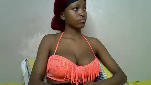 lovly_lastborn1 online show from 05-19-26, 04:52