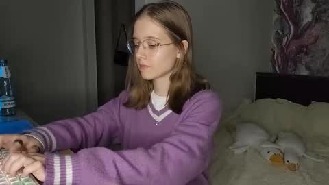 Karmell online show from 03-08-25, 01:36