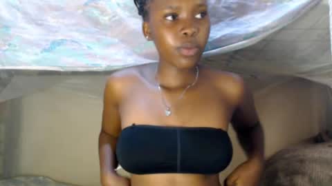 Snapshot of loyalcutick chatting on 01-12-25, 07:53 loyalcutic online show from 01-12-25, 07:53