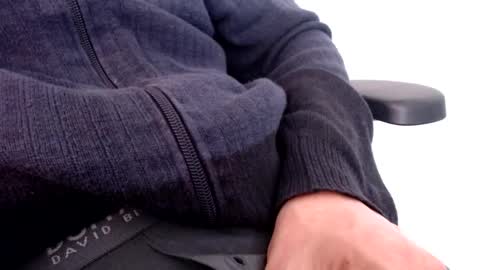 Snapshot of lreed090 chatting on 02-07-25, 07:06 lreed090 online show from 02-07-25, 07:06