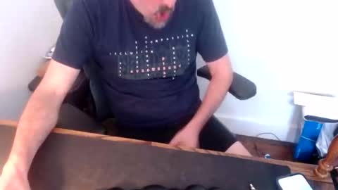 lreed090 online show from 04-13-26, 07:08