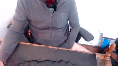 Snapshot of lreed090 chatting on 04-20-26, 03:37 lreed090 online show from 04-20-26, 03:37