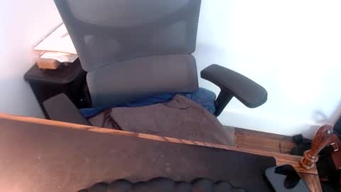 Snapshot of lreed090 chatting on 05-14-26, 02:24 lreed090 online show from 05-14-26, 02:24