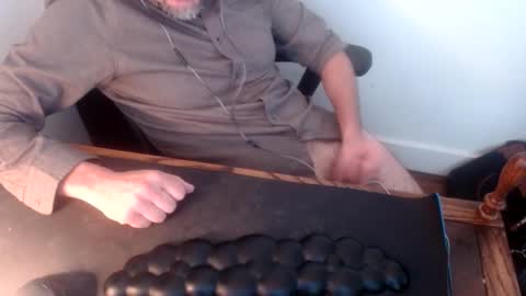 Snapshot of lreed090 chatting on 05-21-26, 08:38 lreed090 online show from 05-21-26, 08:38