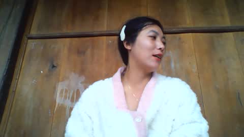 Snapshot of lsmbaby chatting on 11-04-25, 01:27 lsmbaby online show from 11-04-25, 01:27