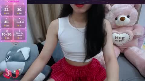 Mina online show from 12-22-25, 01:02