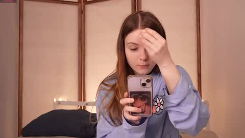 Snapshot of lu__lane chatting on 10-11-25, 08:24 Lu 3 online show from 10-11-25, 08:24