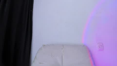 Lucia online show from 06-18-26, 12:44