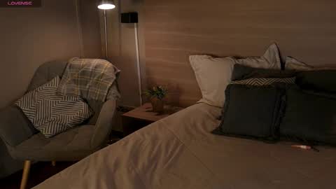  ---Goys incredible photographs online show from 02-28-26, 11:33