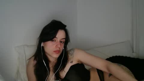 luana online show from 11-24-25, 10:53