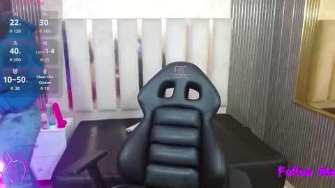 LUAR  online show from 01-15-26, 11:48