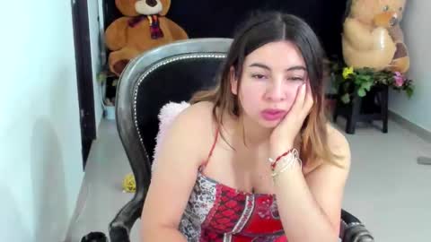 luara__01__lecat_1 online show from 01-18-26, 12:47