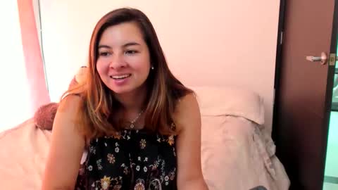 luara__01__lecat_1 online show from 03-13-26, 07:20