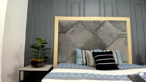 luca_morettii online show from 10-25-25, 12:34