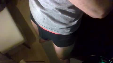 Snapshot of lucany__ chatting on 02-19-25, 12:25 Luca online show from 02-19-25, 12:25