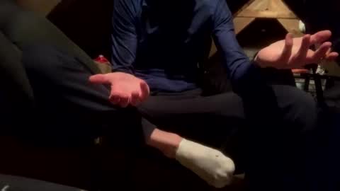 Snapshot of lucany__ chatting on 11-23-25, 04:01 Luca online show from 11-23-25, 04:01