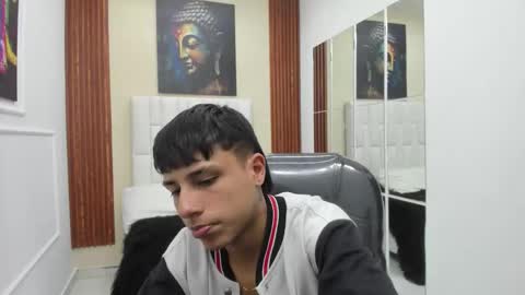  LUCAS RIVAS  online show from 12-04-25, 09:45