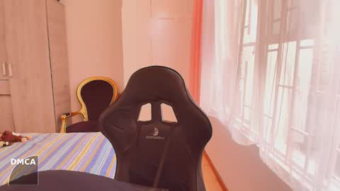 lucas_xo online show from 10-05-25, 08:29