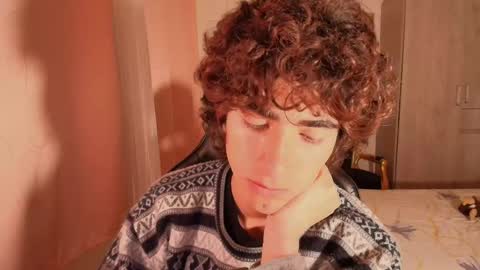 lucas_xo online show from 10-21-25, 04:13