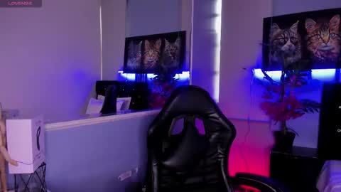 lucascarterr online show from 11-17-25, 12:55