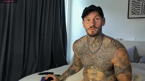 lucasexclusive online show from 01-18-26, 04:27