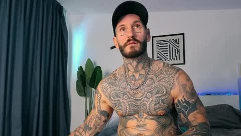 lucasexclusive online show from 05-17-26, 04:21