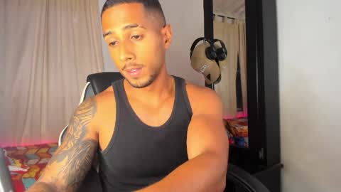 Snapshot of lucaswattsons chatting on 05-21-26, 03:13 Lucaswatsons online show from 05-21-26, 03:13