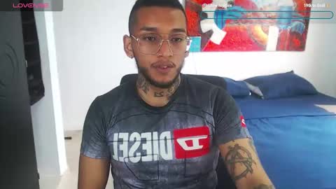 Snapshot of lucavanden chatting on 10-31-25, 03:24 Luca Vanden online show from 10-31-25, 03:24