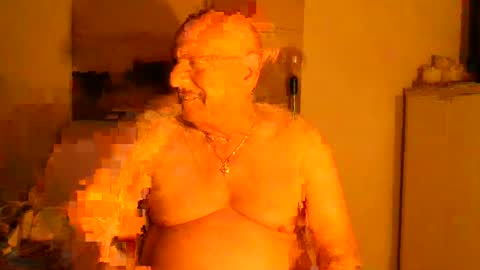 Snapshot of lucbottom031249 chatting on 06-24-26, 03:05 lucbottom031249 online show from 06-24-26, 03:05