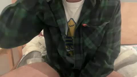 Snapshot of lucca_d123 chatting on 11-17-25, 07:14 lucca_d123 online show from 11-17-25, 07:14